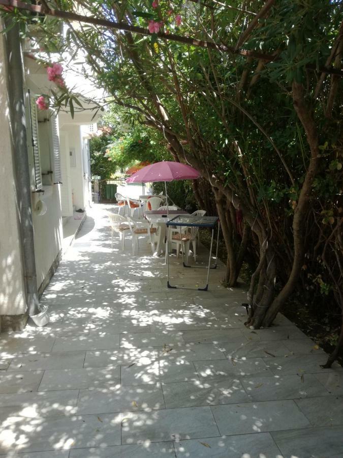 Apartments Lopar Story Exterior foto
